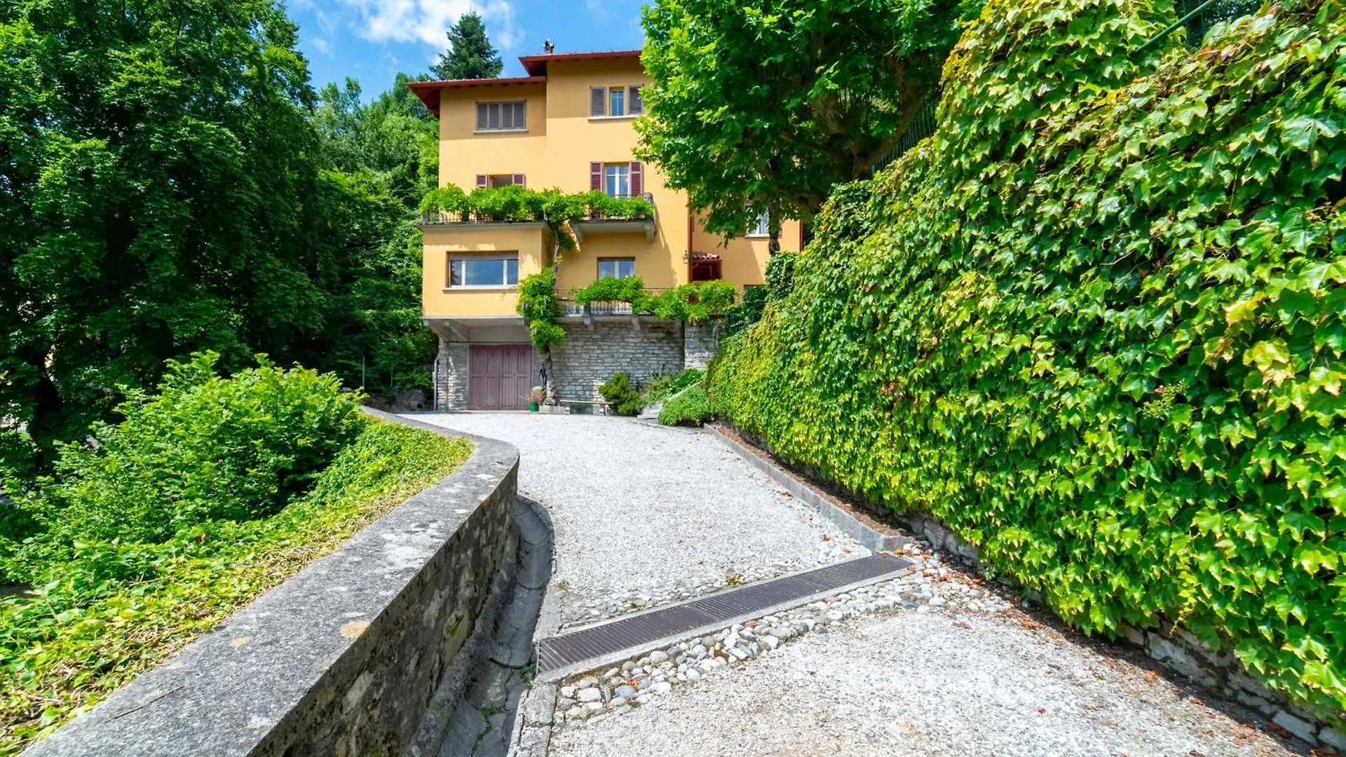 A Due Passi Dal Belvedere By Wonderful Italy Bellagio